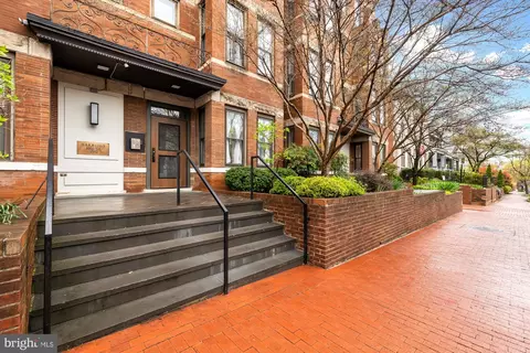 410 11th St NE #19, Washington, DC 20002