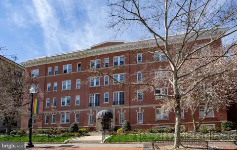 1526 17th St NW #311, Washington, DC 20036