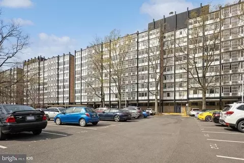 1301 Delaware Ave SW #N-720, Washington, DC 20024
