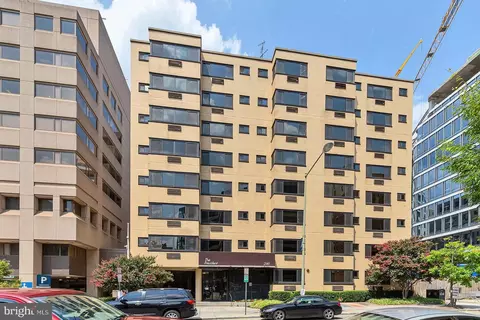 2141 I St NW #508, Washington, DC 20037