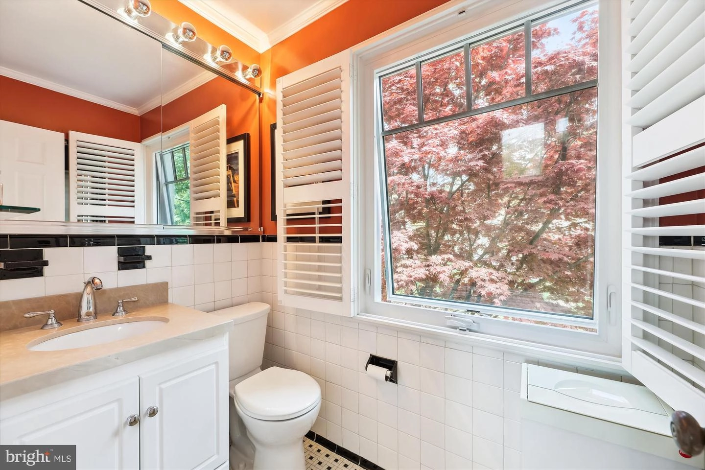 Bath - 4709 Berkeley Ter NW, Washington, DC 20007 photo 3 of 4