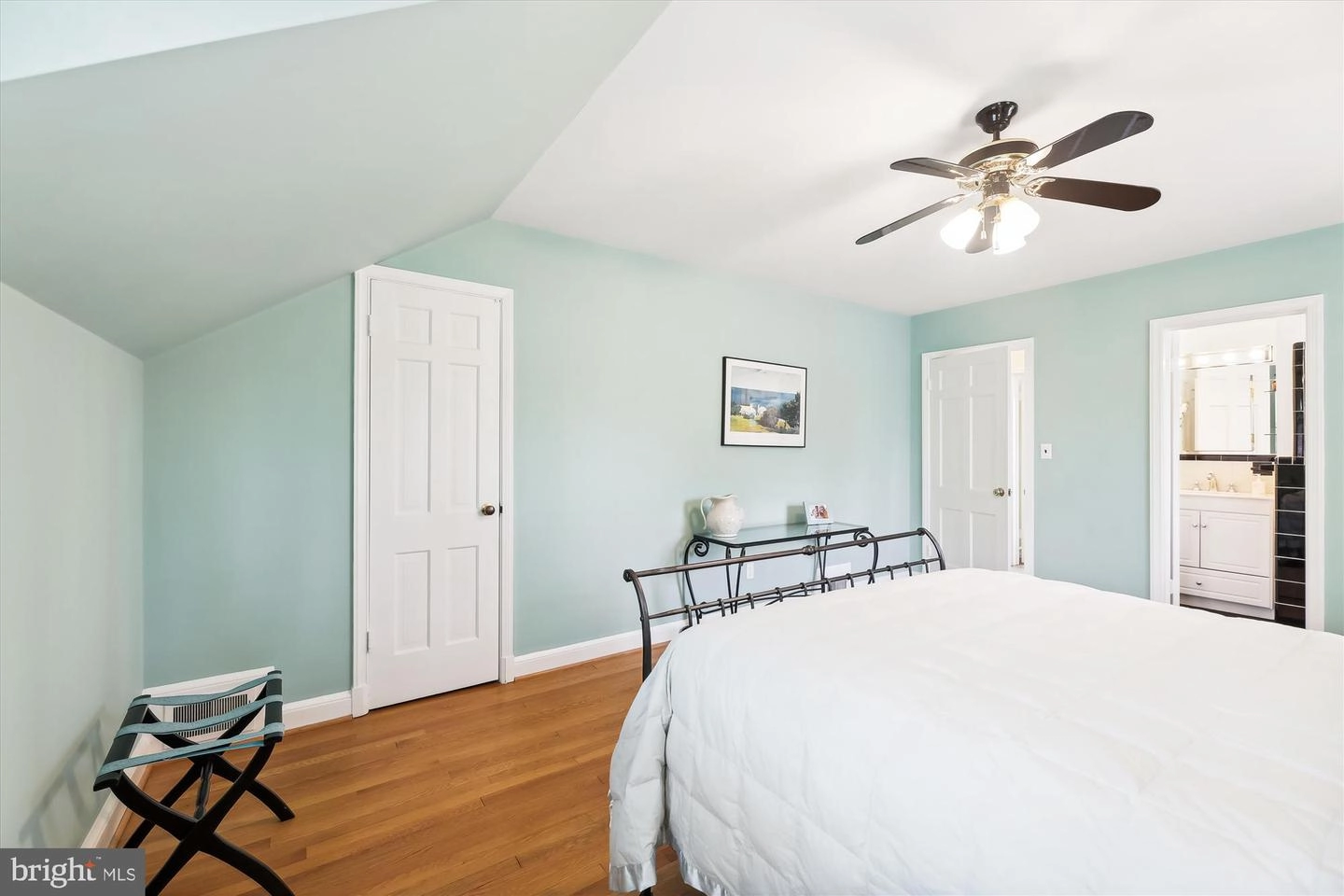 Bedroom - 4709 Berkeley Ter NW, Washington, DC 20007 photo 2 of 7