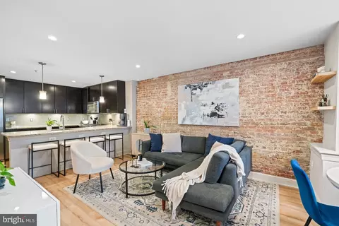 1444 Fairmont St NW #1, Washington, DC 20009