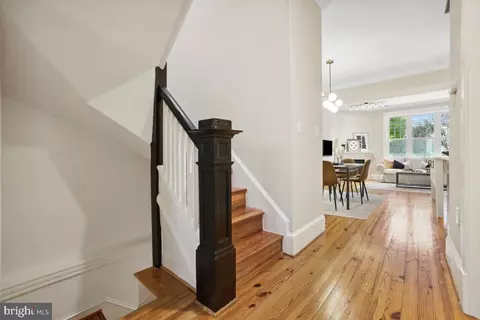 Entry Way - 637 10th St NE, Washington, DC 20002 photo 1 of 2