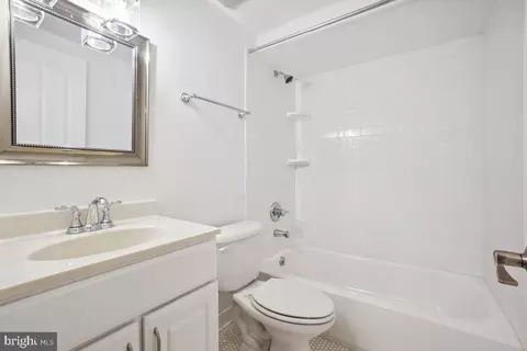 Bath - 637 10th St NE, Washington, DC 20002 photo 5 of 5