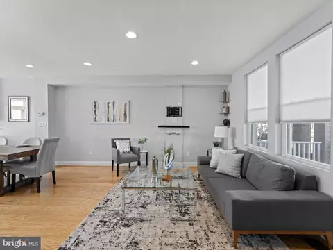 Living - 5121 3rd St NW, Washington, DC 20011 photo 3 of 8
