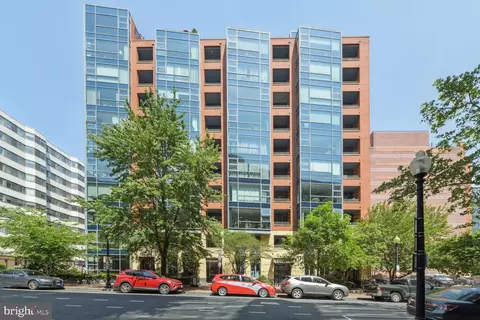 1117 10th St NW #513, Washington, DC 20001