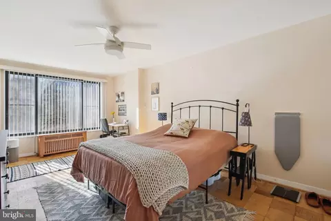 Bedroom - 2501 Calvert St NW #404, Washington, DC 20008 photo 3 of 6