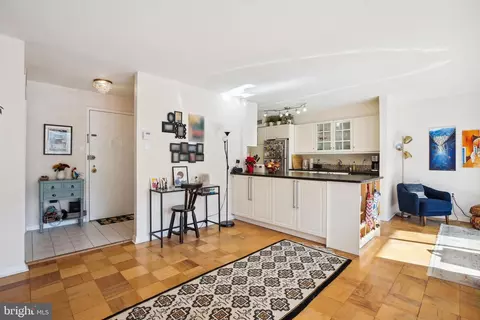 Other - 2501 Calvert St NW #404, Washington, DC 20008 photo 2 of 4