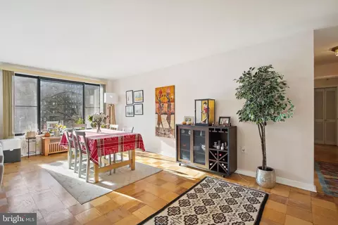 Living - 2501 Calvert St NW #404, Washington, DC 20008 photo 2 of 5