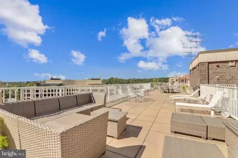 Exterior - 2501 Calvert St NW #404, Washington, DC 20008 photo 2 of 3