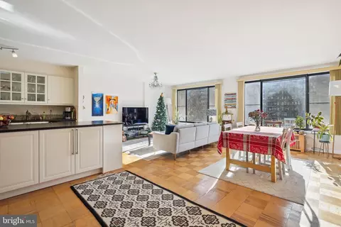 Other - 2501 Calvert St NW #404, Washington, DC 20008 photo 3 of 4