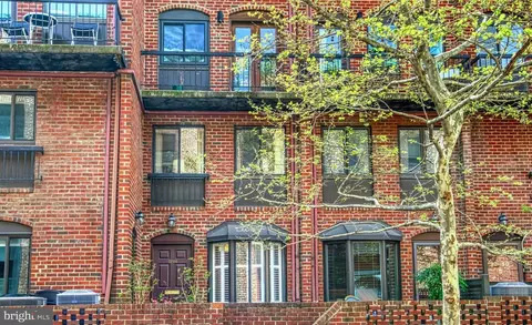 3246 Grace St NW, Washington, DC 20007