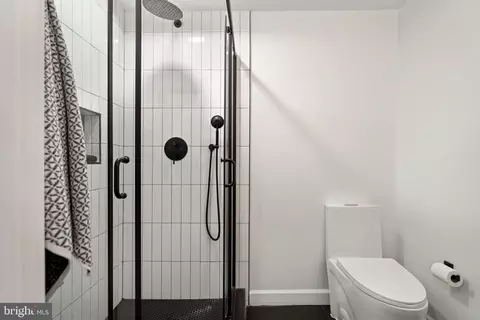 Bath - 1812 M St NE, Washington, DC 20002 photo 5 of 6