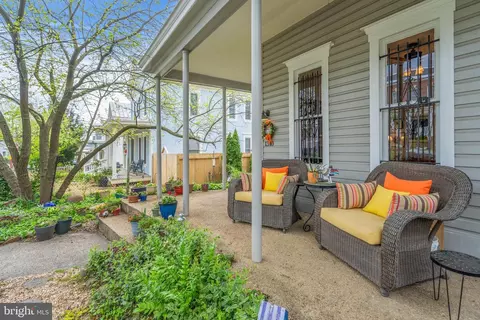 1340 Valley Pl SE, Washington, DC 20020