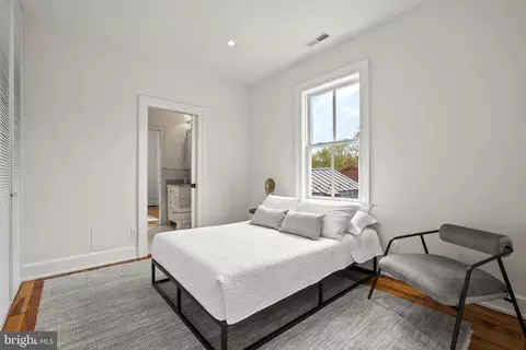 Bedroom - 1316 34th St NW, Washington, DC 20007 photo 5 of 7