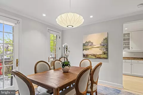 1667 34th St NW, Washington, DC 20007 photo 4
