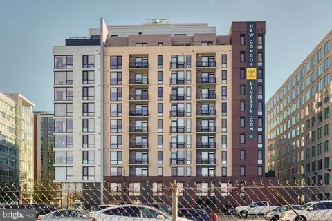37 L St SE #305, Washington, DC 20003 photo 1