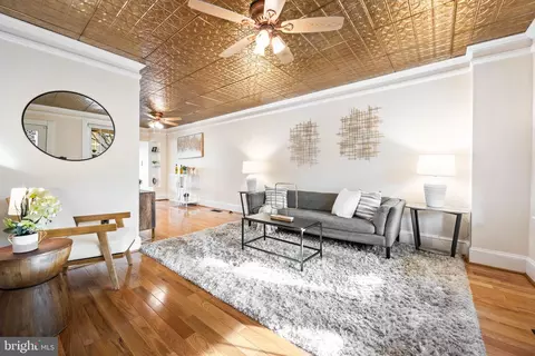 Living - 559 23rd Pl NE, Washington, DC 20002 photo 1 of 5