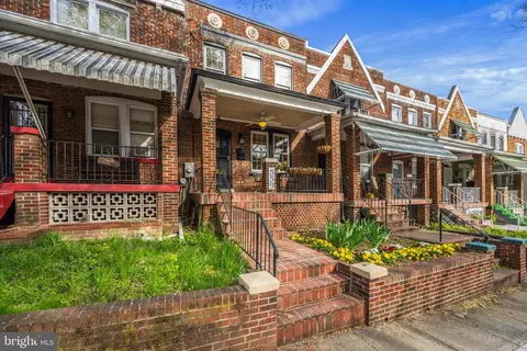 Exterior - 559 23rd Pl NE, Washington, DC 20002 photo 8 of 8