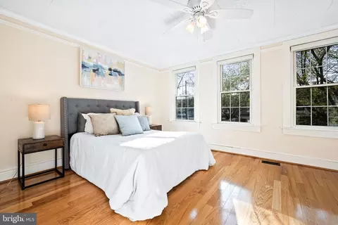 Bedroom - 559 23rd Pl NE, Washington, DC 20002 photo 1 of 10