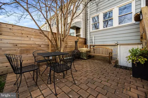 Exterior - 559 23rd Pl NE, Washington, DC 20002 photo 5 of 8