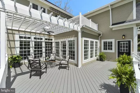 Exterior - 4220 Van Ness St NW, Washington, DC 20016 photo 5 of 12