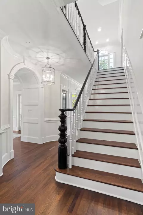 Entry Way - 4220 Van Ness St NW, Washington, DC 20016 photo 3 of 4