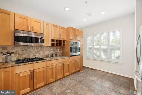 Kitchen - 2119 12th Pl NW, Washington, DC 20009 photo 3 of 4