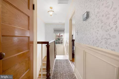 Entry Way - 319 4th St SE, Washington, DC 20003 photo 5 of 5