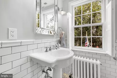 Bath - 319 4th St SE, Washington, DC 20003 photo 2 of 2