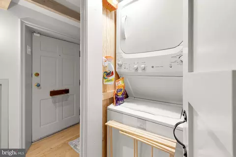 Other - 319 4th St SE, Washington, DC 20003 photo 4 of 7