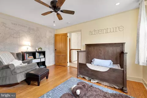 Bedroom - 319 4th St SE, Washington, DC 20003 photo 6 of 6