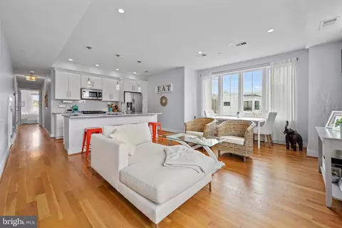 Living - 1123 Staples St NE #3, Washington, DC 20002 photo 2 of 5