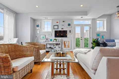 Living - 1123 Staples St NE #3, Washington, DC 20002 photo 5 of 5