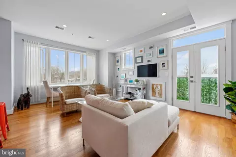 1123 Staples St NE #3, Washington, DC 20002