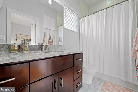 Bath - 1123 Staples St NE #3, Washington, DC 20002 photo 5 of 5