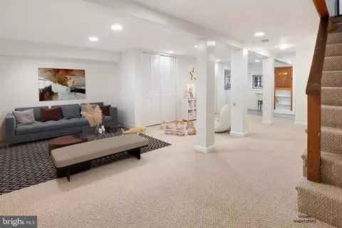 Living - 16 W Street St NW, Washington, DC 20001 photo 6 of 6