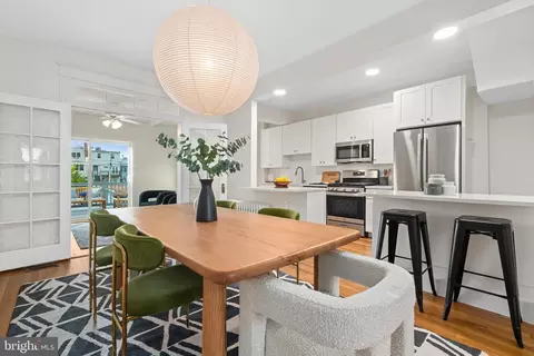 16 W Street St NW, Washington, DC 20001