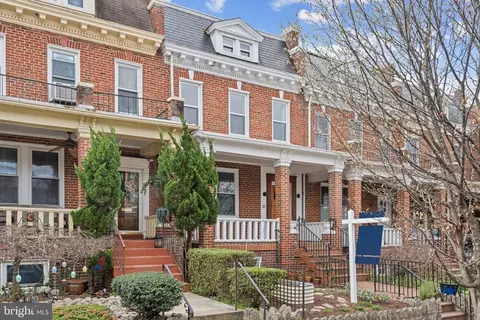 Exterior - 16 W Street St NW, Washington, DC 20001 photo 2 of 13