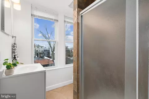 Bath - 16 W Street St NW, Washington, DC 20001 photo 2 of 4