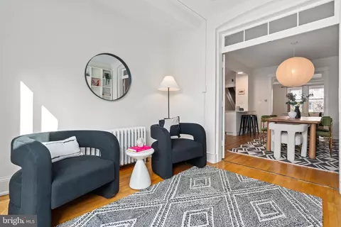 Living - 16 W Street St NW, Washington, DC 20001 photo 4 of 6