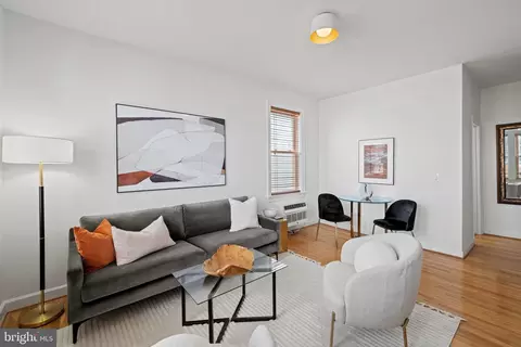 1815 A St SE #301, Washington, DC 20003 photo 6