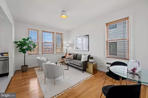 1815 A St SE #301, Washington, DC 20003