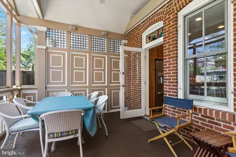 Exterior - 233 9th St SE, Washington, DC 20003 photo 5 of 11