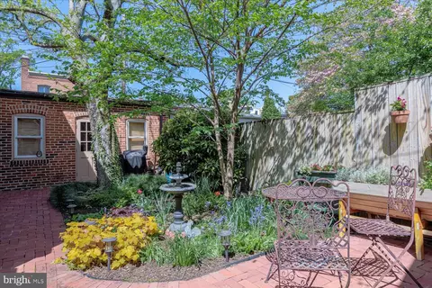 Exterior - 233 9th St SE, Washington, DC 20003 photo 6 of 11