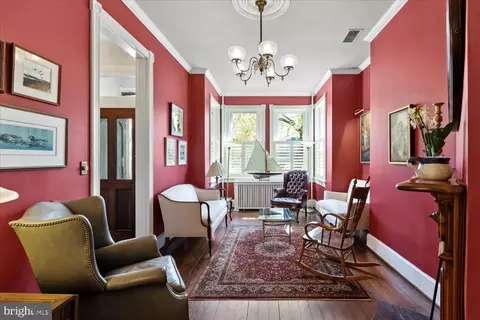 Dining - 233 9th St SE, Washington, DC 20003 photo 1 of 3