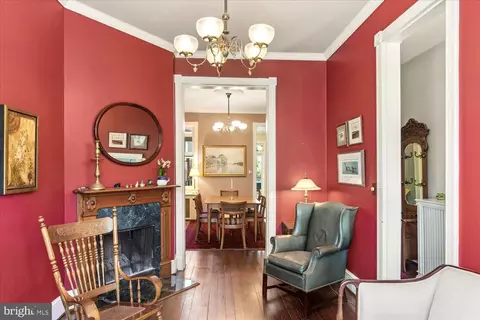 Living - 233 9th St SE, Washington, DC 20003 photo 3 of 4