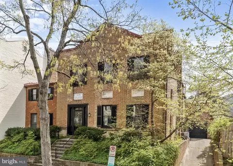 3126 O St NW, Washington, DC 20007
