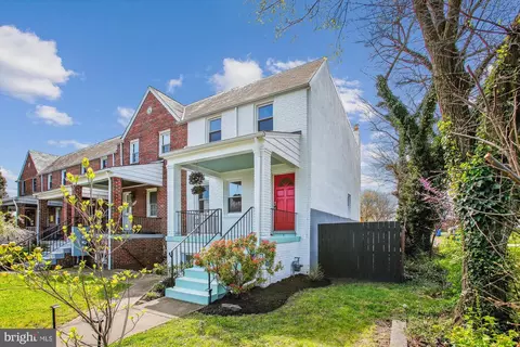 Exterior - 1911 C St NE, Washington, DC 20002 photo 4 of 15